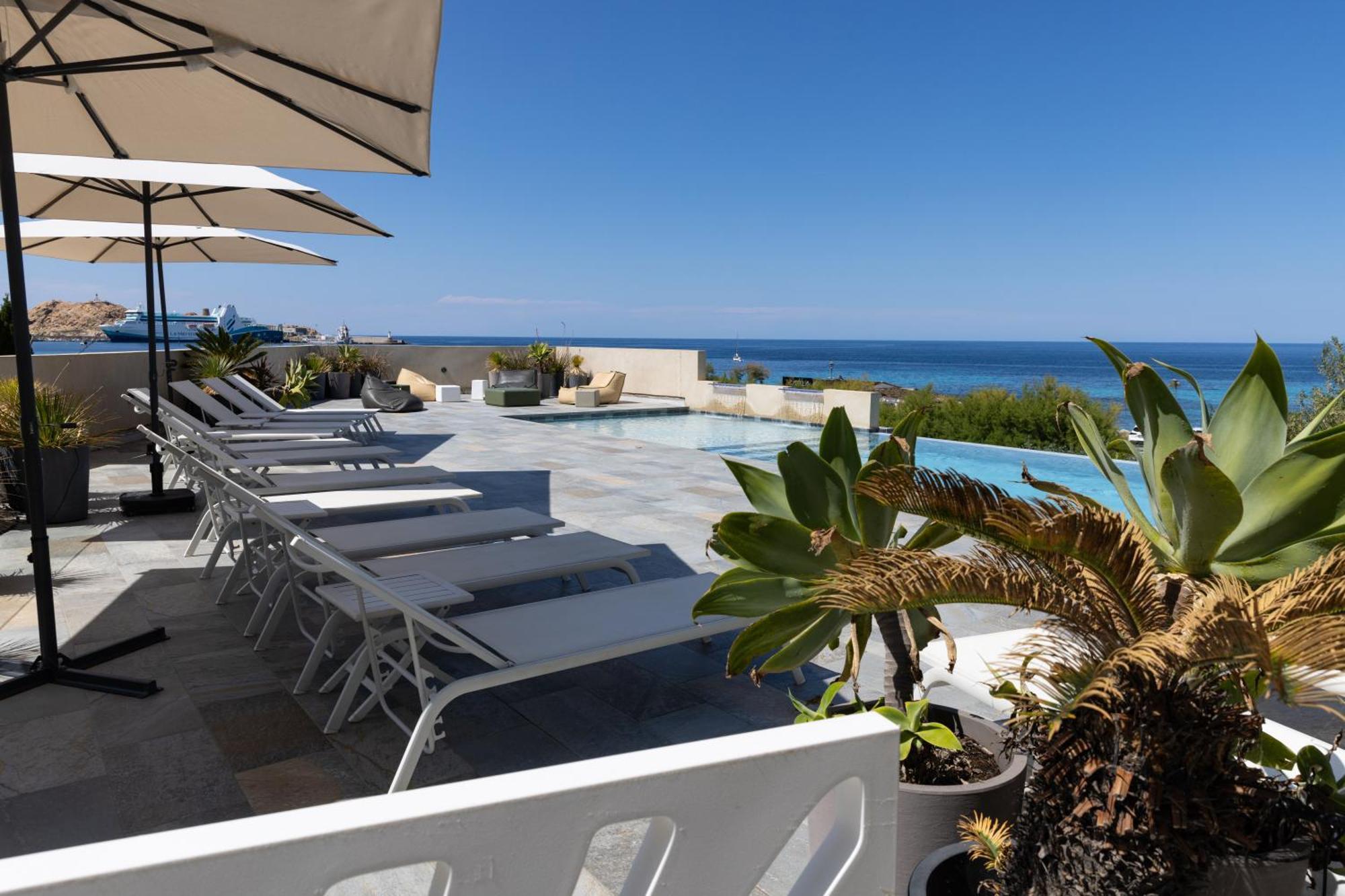 Residence Saletta Mare LʼÎle-Rousse エクステリア 写真
